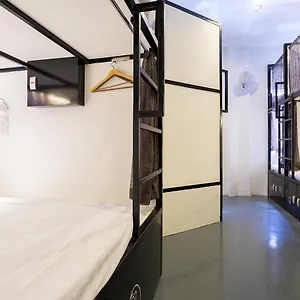 Capsule hotel Abc Premium